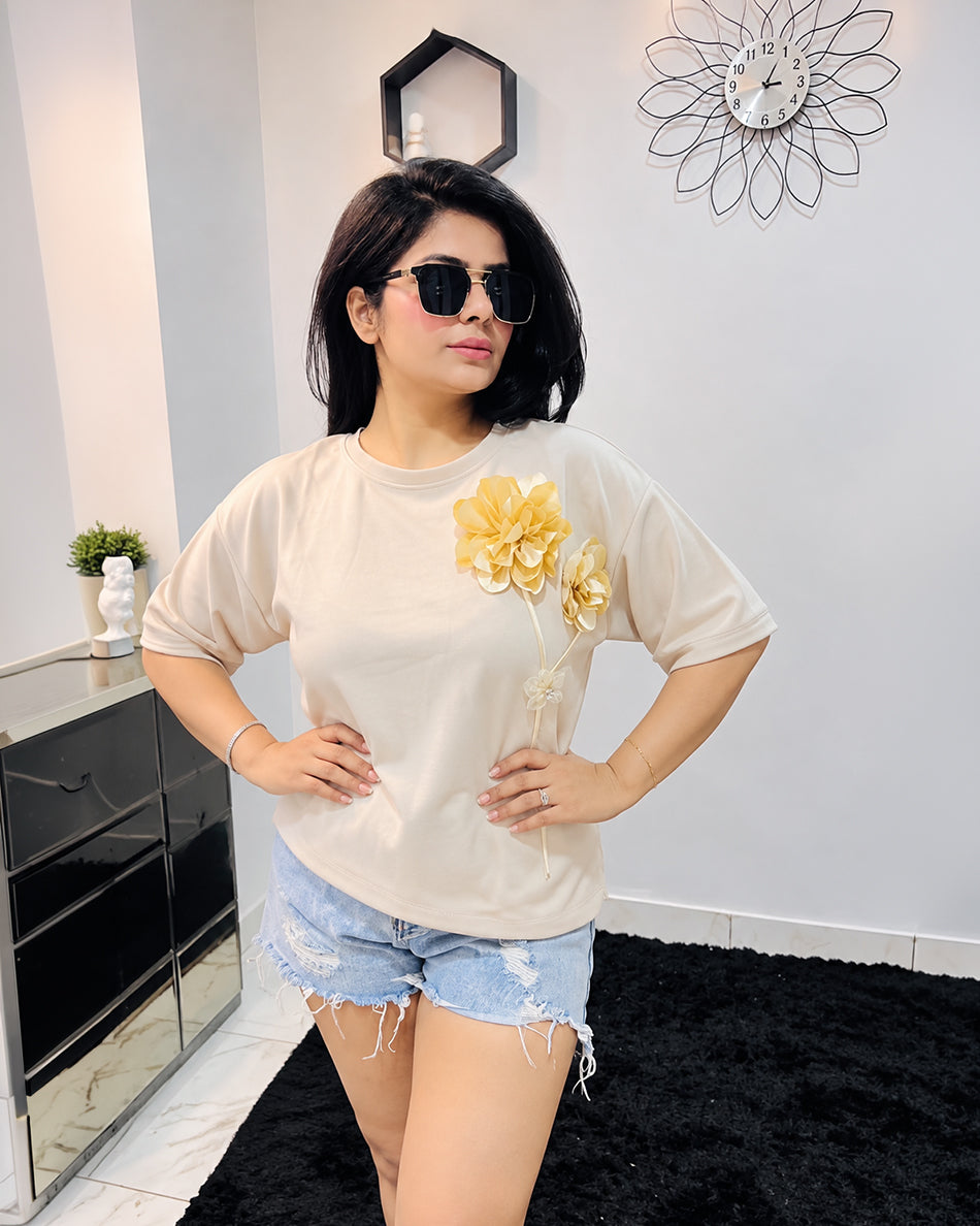 T shirt with 3 D flower