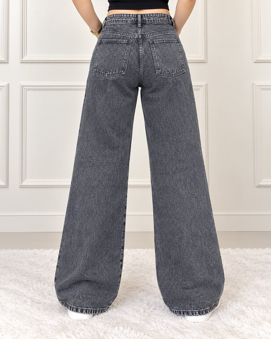 Front bow pants